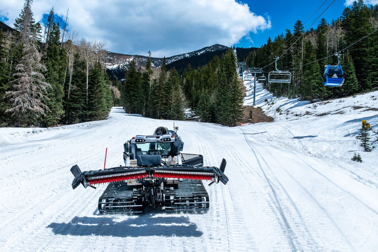 Snowcat grooming a run at Snowbowl 04.28.25