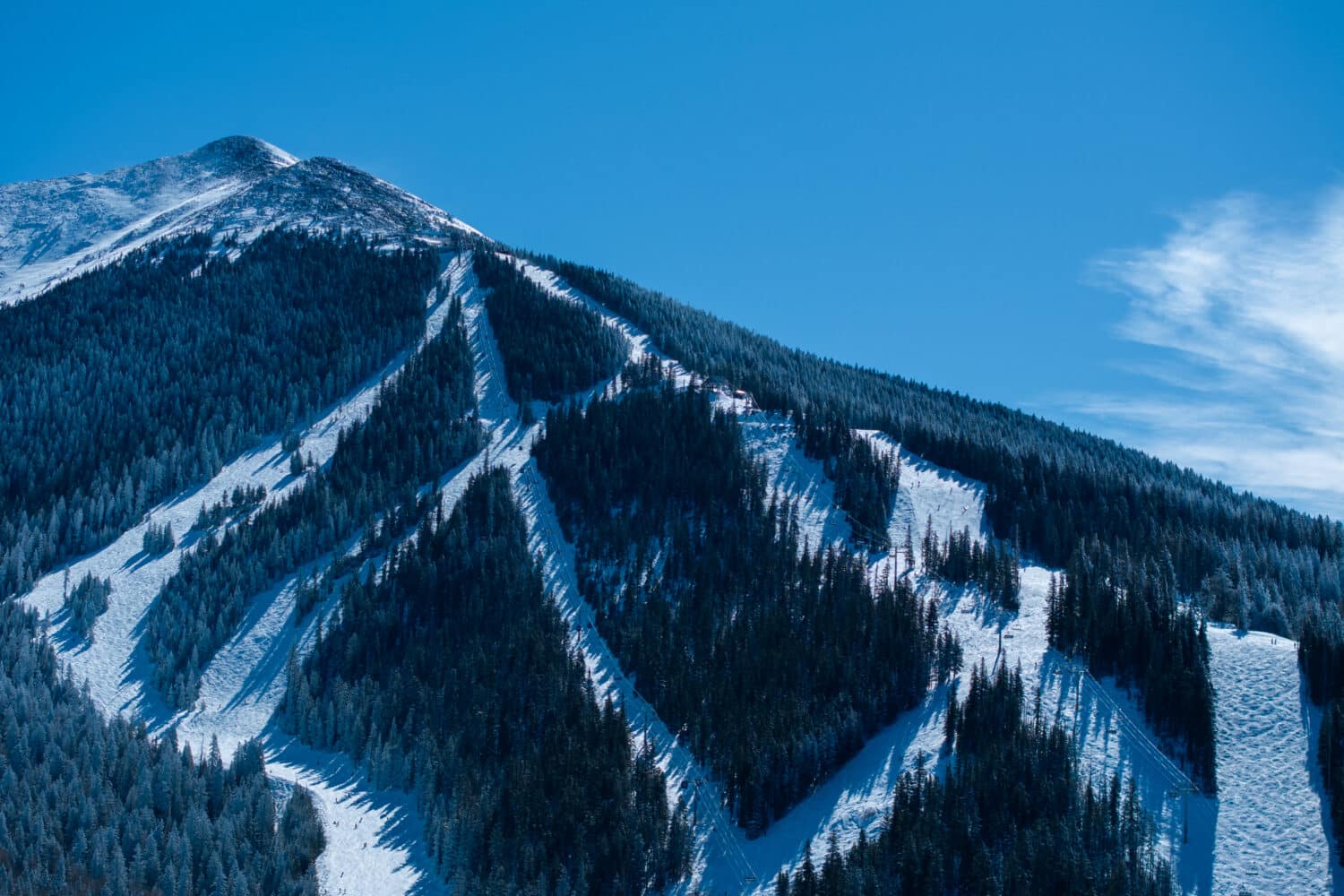 Arizona Snowbowl runs covered in snow
