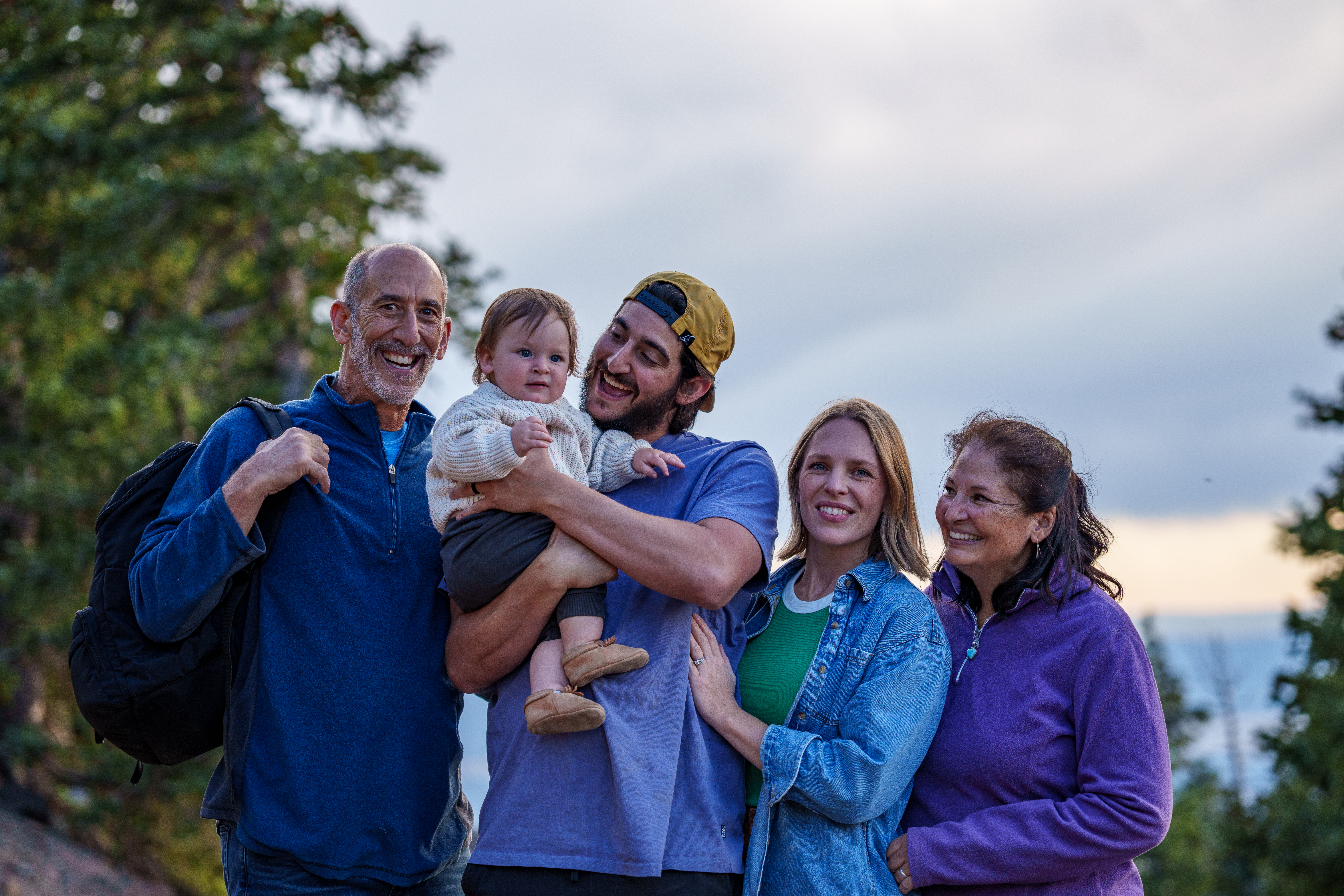 A family of 5 near the top of the Arizona Gondola terminal